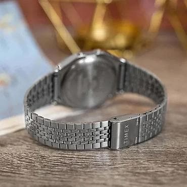 AKCIJA TIMEX T80 TW2V30000U8 - 34mm -Space Invaders Limited Potpuno na lalafo.rs — 5 AKCIJA TIMEX T80 TW2V30000U8 - 34mm -Space Invaders Limited Potpuno — 5