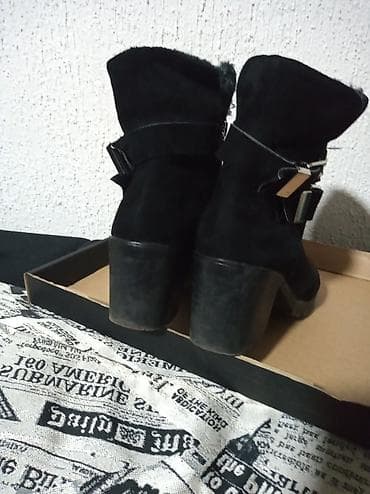 Kratke,tople čizmice broj 39 at lalafo.rs — 3 Kratke,tople čizmice broj 39 — 3