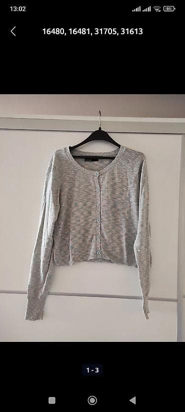 Veromoda bolero velicina xl, ali je manji. Poluobim grudi 46, duzina at lalafo.rs Veromoda bolero velicina xl, ali je manji. Poluobim grudi 46, duzina