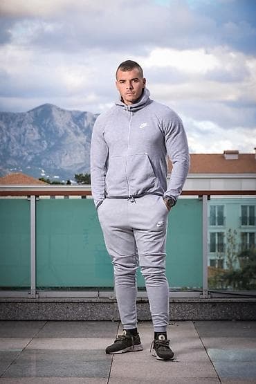 Muska komplet trenerka M L XL 2XL 3500 dinara na lalafo.rs — 2 Muska komplet trenerka M L XL 2XL 3500 dinara — 2