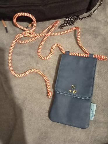 Handbags: Torbe i tasne od 200-300d at lalafo.rs — 6 Handbags: Torbe i tasne od 200-300d — 6