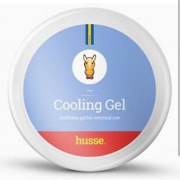 Husse Cooling Gel – umirujući gel za spoljašnju upotrebu. - Namenjen na lalafo.rs Husse Cooling Gel – umirujući gel za spoljašnju upotrebu. - Namenjen