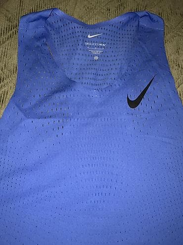 T-shirts: NIKE AeroSwift Men's Dri-FIT ADV Running Vest vel. M NOVO
FN at lalafo.rs — 8 T-shirts: NIKE AeroSwift Men's Dri-FIT ADV Running Vest vel. M NOVO
FN — 8