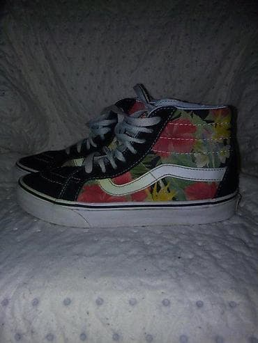 Women's Footwear: VANS ZENSKE PATIKE ORG. SPECIJAL TOP PREVRNUTA KOZA AKCIJA | UKOLIKO at lalafo.rs — 3 Women's Footwear: VANS ZENSKE PATIKE ORG. SPECIJAL TOP PREVRNUTA KOZA AKCIJA | UKOLIKO — 3