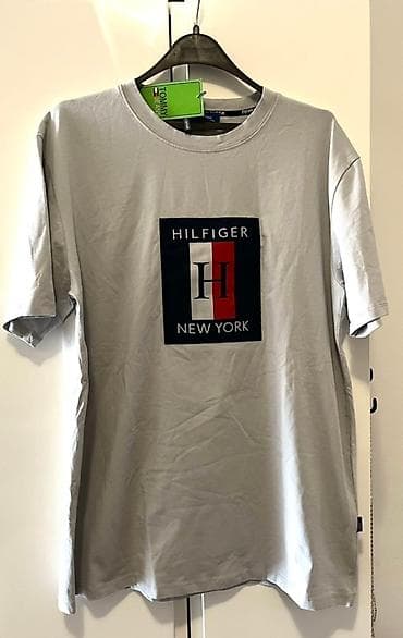 T-shirts: T-shirt Tommy Hilfiger, color - Grey at lalafo.rs — 1 T-shirts: T-shirt Tommy Hilfiger, color - Grey — 1