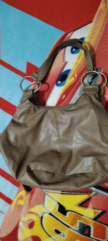 Ženska torba – taupe/siva boja, mekana eko-koža - Model: prostrana na lalafo.rs Ženska torba – taupe/siva boja, mekana eko-koža - Model: prostrana