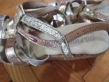 Ženske sandale na platformu brenda Tommy Hilfiger Denim. Gornjište je na lalafo.rs — 7 Ženske sandale na platformu brenda Tommy Hilfiger Denim. Gornjište je — 7