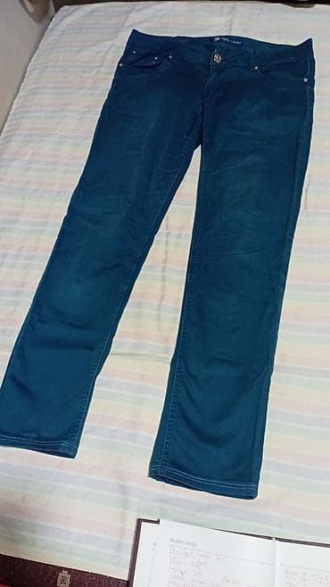 bermude teksas br: Ženske pantalone – set od 4 para - Modeli: klasične farmerke od at lalafo.rs — 4 bermude teksas br: Ženske pantalone – set od 4 para - Modeli: klasične farmerke od — 4