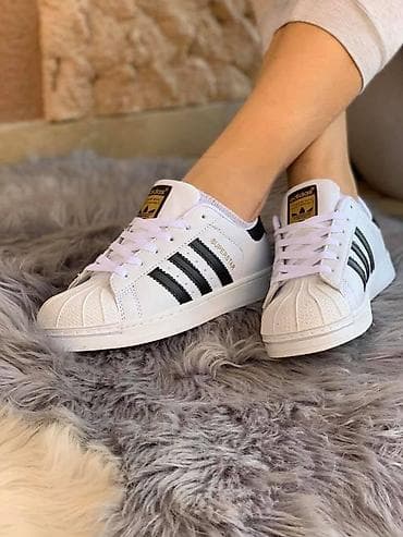 Trainers: Superstar od 36 do 41 a samo 3300 din
pb at lalafo.rs — 1 Trainers: Superstar od 36 do 41 a samo 3300 din
pb — 1