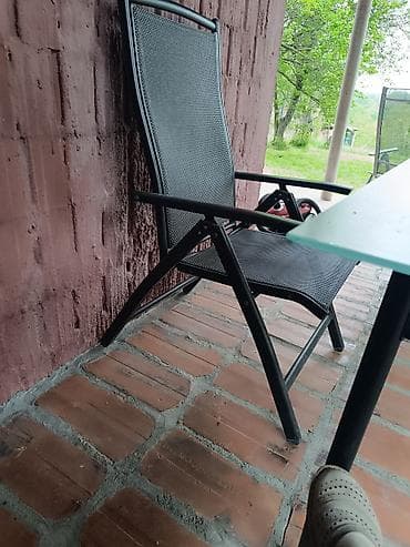 Stolicakao nova. moze i licno preuzimanje na lalafo.rs Stolicakao nova. moze i licno preuzimanje