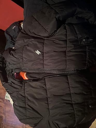 Superdry muška zimska puffer jakna sa kapuljačom - Boja: crna - na lalafo.rs — 7 Superdry muška zimska puffer jakna sa kapuljačom - Boja: crna - — 7