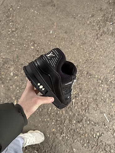 Louis Vuitton LV Trainer patike – tamnoplave/bele - Model: LV Trainer na lalafo.rs — 6 Louis Vuitton LV Trainer patike – tamnoplave/bele - Model: LV Trainer — 6