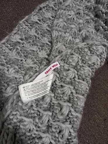 zenske broj: Color - Grey at lalafo.rs — 2 zenske broj: Color - Grey — 2