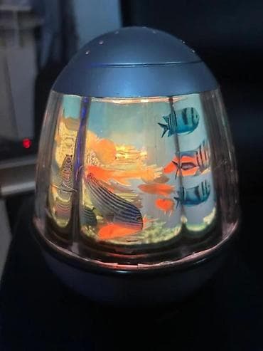 prsluk jaknica mango u: Dekorativna LED “akvarijum” lampa sa pokretnim efektom riba - at lalafo.rs — 2 prsluk jaknica mango u: Dekorativna LED “akvarijum” lampa sa pokretnim efektom riba - — 2