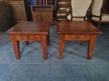 Stilski klub stolovi: Prodajem dva stočića. Dužina 60cm Širina 60cm Visina 50cm. Cena je po na lalafo.rs Stilski klub stolovi: Prodajem dva stočića. Dužina 60cm Širina 60cm Visina 50cm. Cena je po