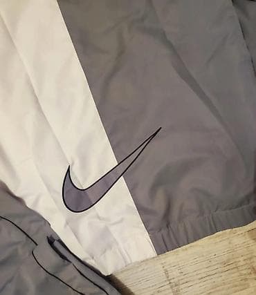 Trenerka Nike, bоја - Šareno na lalafo.rs — 3 Trenerka Nike, bоја - Šareno — 3