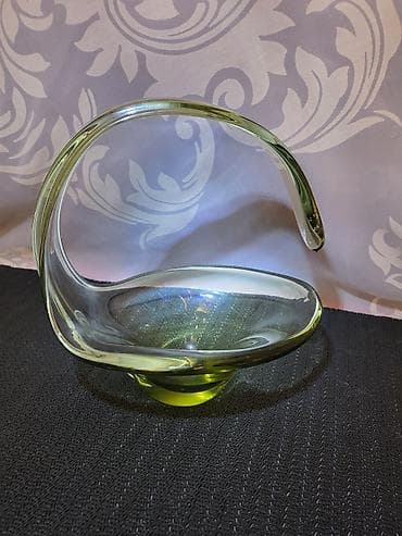 Korpa nova Dragan Drobnjak 70te Prokuplje. rucni rad,duvano staklo na lalafo.rs — 4 Korpa nova Dragan Drobnjak 70te Prokuplje. rucni rad,duvano staklo — 4