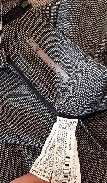 Zara Basic suknja, veličina L. Klasičan kroj olovka-suknje, sitno tkan na lalafo.rs — 4 Zara Basic suknja, veličina L. Klasičan kroj olovka-suknje, sitno tkan — 4