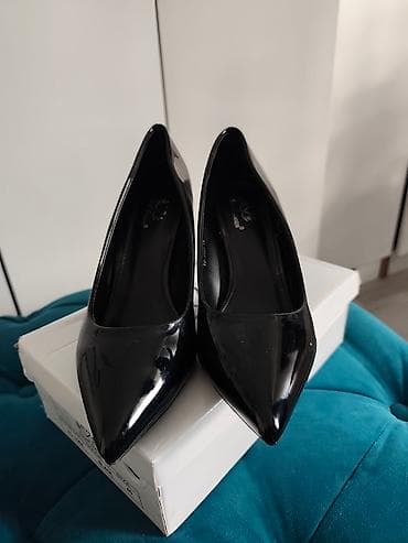 Elegantne ženske štikle – klasične salonke - Boja: crna, visok sjaj na lalafo.rs — 2 Elegantne ženske štikle – klasične salonke - Boja: crna, visok sjaj — 2