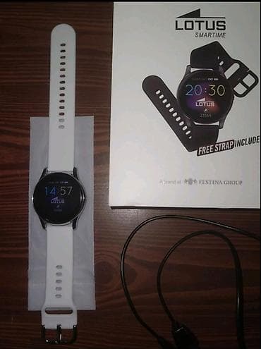 Lotus by Festina smartwatch, koriscen 2 meseca. Narukvica je potpuno na lalafo.rs Lotus by Festina smartwatch, koriscen 2 meseca. Narukvica je potpuno