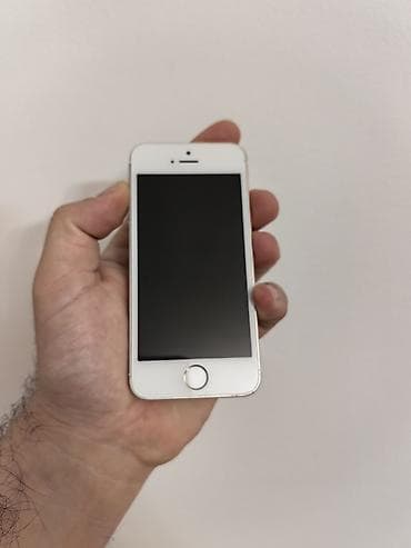 Iphone SE 2016 sa 64gb memorije, otključan za sve mreže. Ne radi na lalafo.rs Iphone SE 2016 sa 64gb memorije, otključan za sve mreže. Ne radi