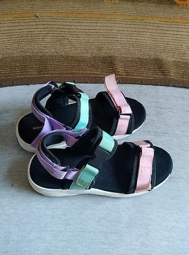 Reserved polovno sandale 35 cena 400rsd na lalafo.rs — 2 Reserved polovno sandale 35 cena 400rsd — 2