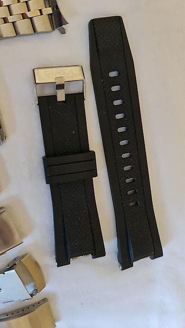 Set delova za satove – kopče, šnale i narukvice - Više metalnih kopči at lalafo.rs — 4 Set delova za satove – kopče, šnale i narukvice - Više metalnih kopči — 4