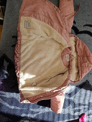 Dečija zimska jakna Reserved (Eco Aware) – veličina 98 cm - Topla na lalafo.rs — 3 Dečija zimska jakna Reserved (Eco Aware) – veličina 98 cm - Topla — 3