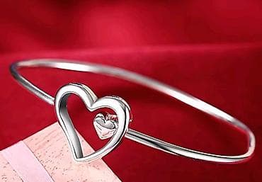 PRELEPE KVALITETNE ČVRSTE PODESIVE POSREBRENE RAZNOVRSNE NARUKVICE na lalafo.rs — 1 PRELEPE KVALITETNE ČVRSTE PODESIVE POSREBRENE RAZNOVRSNE NARUKVICE — 1