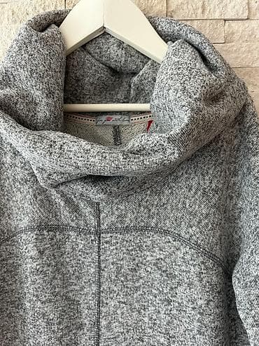 S Oliver zimska haljina, odlično očuvana. Velicina S, model je takav na lalafo.rs — 2 S Oliver zimska haljina, odlično očuvana. Velicina S, model je takav — 2