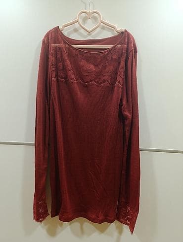 Nova bluza velicina 44, materijal rebrast sa elastinom. Poluobim grudi na lalafo.rs — 1 Nova bluza velicina 44, materijal rebrast sa elastinom. Poluobim grudi — 1