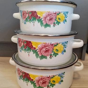 SET EMAJLIRANIH ŠERPI – KLASIKA U VAŠOJ KUHINJI! Tražite kvalitetan na lalafo.rs SET EMAJLIRANIH ŠERPI – KLASIKA U VAŠOJ KUHINJI! Tražite kvalitetan