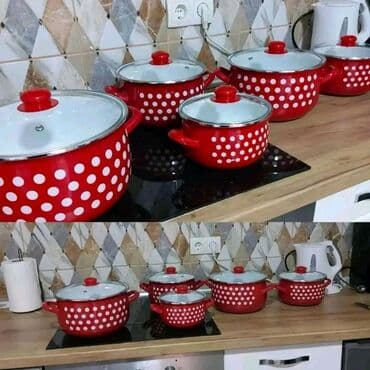 Set emajliranih šerpi sa poklopcima – crvene sa belim tufnama - na lalafo.rs Set emajliranih šerpi sa poklopcima – crvene sa belim tufnama -