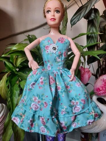 Garderoba za lutke: Haljinica za lutke ili barbike. Slanje poštom. Pouzećem: - na lalafo.rs — 1 Garderoba za lutke: Haljinica za lutke ili barbike. Slanje poštom. Pouzećem: - — 1