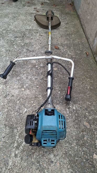 Makita, Benzinska, Upotrebljenо na lalafo.rs Makita, Benzinska, Upotrebljenо