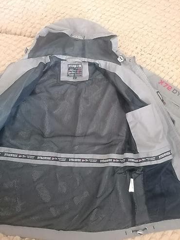 Jakna vel. 14 u odličnom stanju.Cena 1000 dinara na lalafo.rs — 4 Jakna vel. 14 u odličnom stanju.Cena 1000 dinara — 4