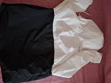 Nike zenskajakna sa kapuljačom, model sa rajsferšlusom, veličina S. - na lalafo.rs — 4 Nike zenskajakna sa kapuljačom, model sa rajsferšlusom, veličina S. - — 4