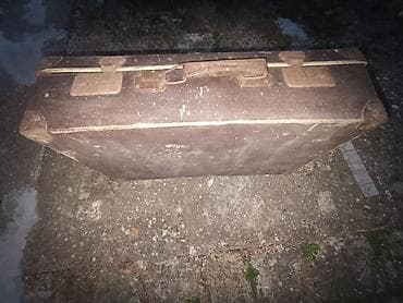 Stari kofer sa slike, dimenzije 60 cm x 35 cm x 16 cm, veoma star,od na lalafo.rs — 1 Stari kofer sa slike, dimenzije 60 cm x 35 cm x 16 cm, veoma star,od — 1