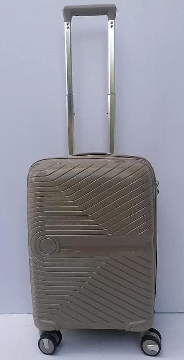 Travel suitcases and bags: Tvrdi kofer na točkiće – kabinski format - Materijal: čvrsta ABS/PC at lalafo.rs — 9 Travel suitcases and bags: Tvrdi kofer na točkiće – kabinski format - Materijal: čvrsta ABS/PC — 9