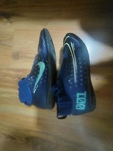 Dva para dečjih/omladinskih patika/kopački za mali fudbal i futsal na lalafo.rs — 6 Dva para dečjih/omladinskih patika/kopački za mali fudbal i futsal — 6