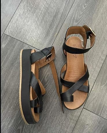 Oksfordice: INUOVO kožne sandale, jednom nošene, broj 36 na lalafo.rs — 1 Oksfordice: INUOVO kožne sandale, jednom nošene, broj 36 — 1