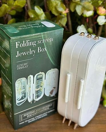 Organizator nakita U beloj boji Za minđuše, lančiće, narukvice Na na lalafo.rs — 6 Organizator nakita U beloj boji Za minđuše, lančiće, narukvice Na — 6