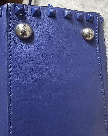 Valentino Garavani Rockstud leather handbag. Valentino Garavani kozna na lalafo.rs — 5 Valentino Garavani Rockstud leather handbag. Valentino Garavani kozna — 5