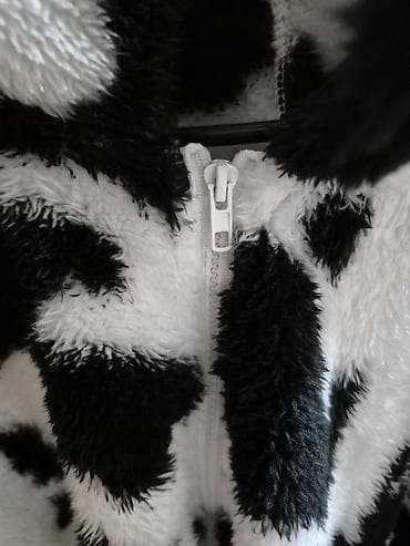 Shein teddy jaknica.Nije debela,ali je topla i slatka.Vel.2XL na lalafo.rs — 3 Shein teddy jaknica.Nije debela,ali je topla i slatka.Vel.2XL — 3
