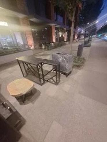 Antique Display Cabinets: NAMEŠTAJ ZA BUTIKE I POSLOVNE PROSTORE LUX771 | at lalafo.rs — 1 Antique Display Cabinets: NAMEŠTAJ ZA BUTIKE I POSLOVNE PROSTORE LUX771 | — 1