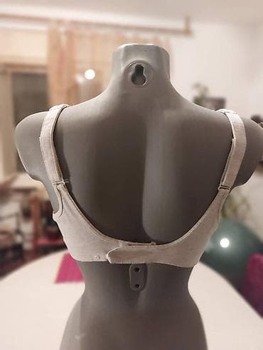 Women's T-shirts and tops: SPORTSKI GRUDNJAK CHAMPION Svetlo sivi, pamučni top grudnjak. Bretele at lalafo.rs — 2 Women's T-shirts and tops: SPORTSKI GRUDNJAK CHAMPION Svetlo sivi, pamučni top grudnjak. Bretele — 2