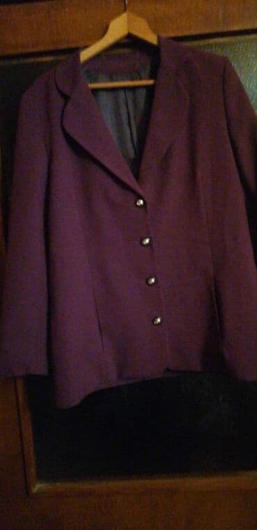 Ženska elegantna jakna/sako – tamnoljubičaste boje. Klasičan kroj sa na lalafo.rs Ženska elegantna jakna/sako – tamnoljubičaste boje. Klasičan kroj sa