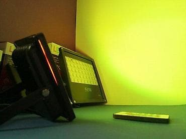 10w RGB LED reflektor 50w vodootporni 20w. AKCIJA NA SVE ZBOG NOVO na lalafo.rs 10w RGB LED reflektor 50w vodootporni 20w. AKCIJA NA SVE ZBOG NOVO
