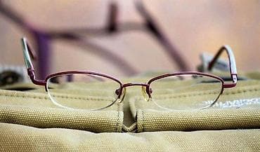 GUESS semi ram Original Perfektan. GUESS dioptrijski semi (polu) ram u na lalafo.rs GUESS semi ram Original Perfektan. GUESS dioptrijski semi (polu) ram u