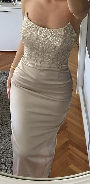 sako laneni: Elegantna večernja haljina u šampanj/bež nijansi. - Kroj: duga, uska at lalafo.rs — 3 sako laneni: Elegantna večernja haljina u šampanj/bež nijansi. - Kroj: duga, uska — 3